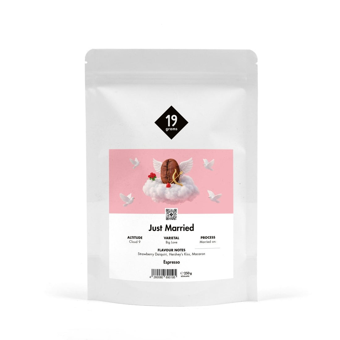 19grams „Just Married" Hochzeitskaffee – rosa Banderole mit romantischer Illustration, Mockup