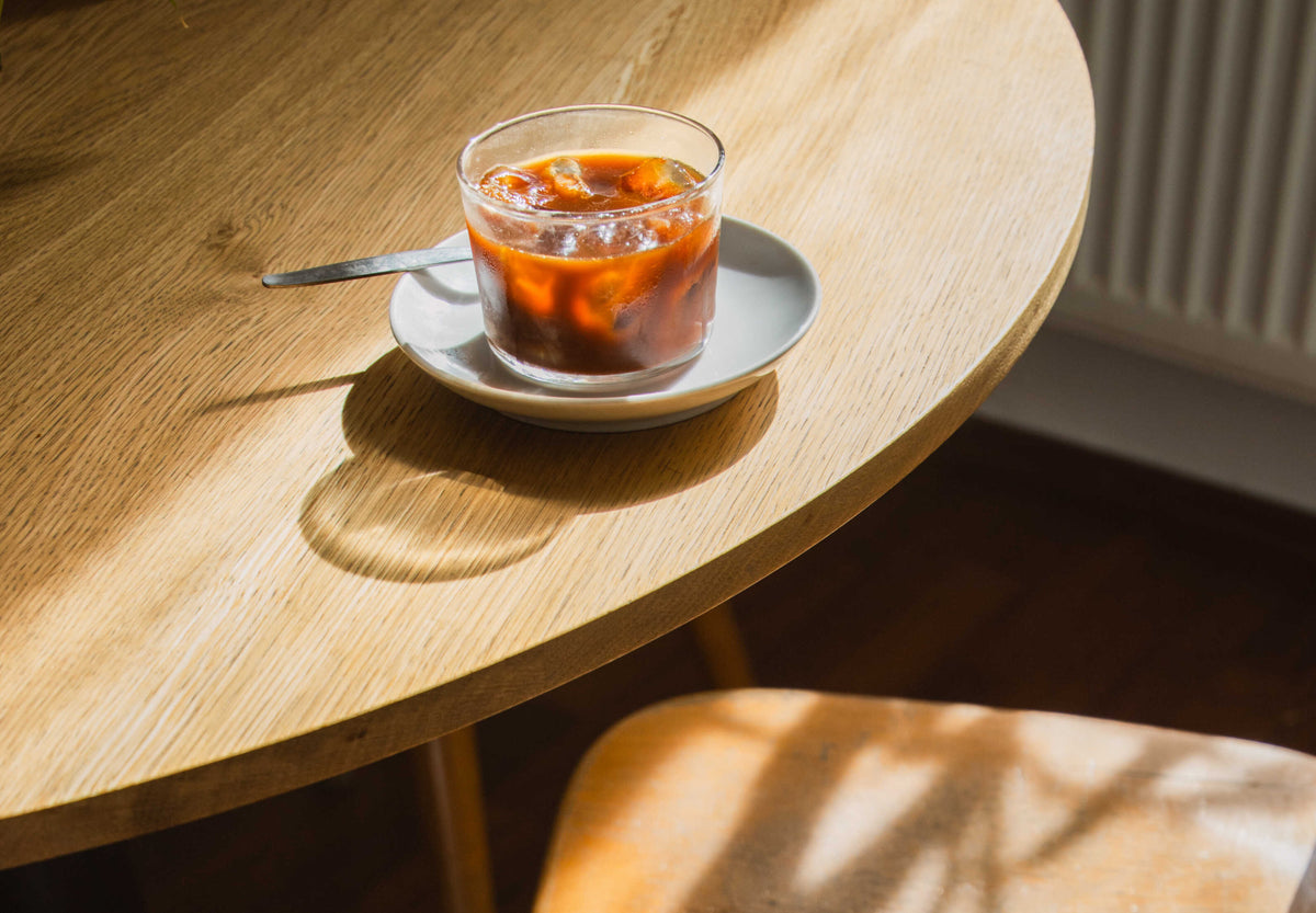 19grams Iced Coffee im Boxhagener Platz Café Berlin – Sommerliches Cold Brew Getränk bei 19grims.com Roasters in Friedrichshain