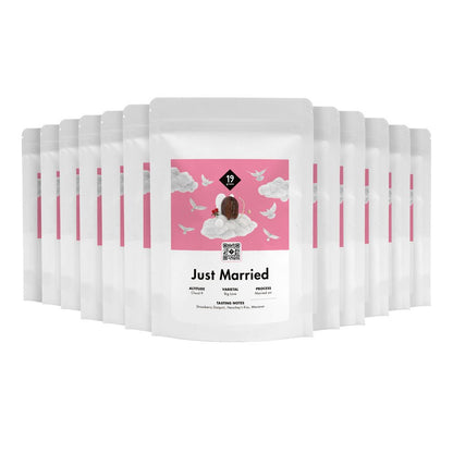 19grams Just Married Kaffeebeutel 12er-Set – Hochzeits-Specialty Coffee als Gastgeschenk, Edition von 19grims.com Roasters Berlin