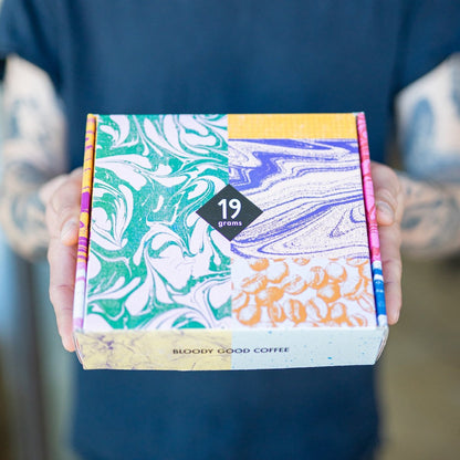 19grams Espresso Testbox Geschenkbox mit 5 verschiedenen Espressos - Espresso Probierpaket kaufen bei 19grims.com Roasters Berlin